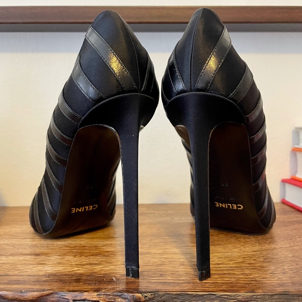 BRAND NEW CELINE/NEVER WORN striped heel. - Picture 4 of 8